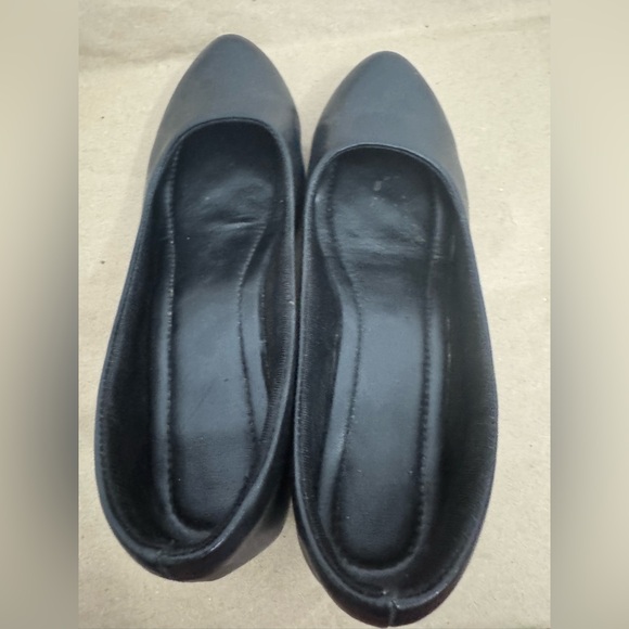 Elegant Black Women's Heels | Office | Parties | Professional | Business Casual - Picture 2 of 3